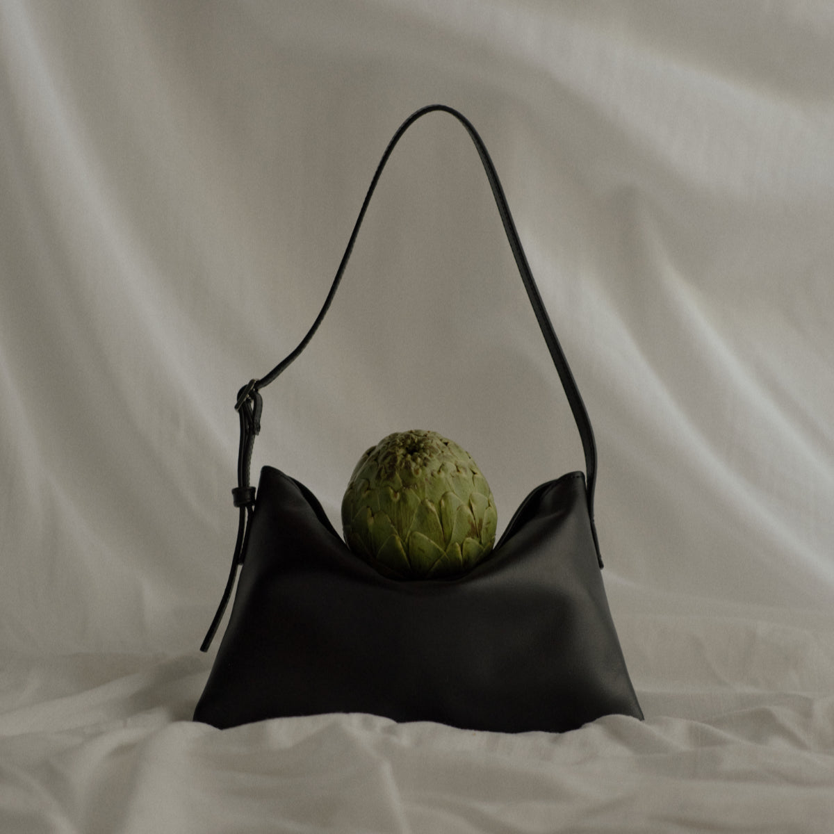 SHE KNOWS - Papier Bag