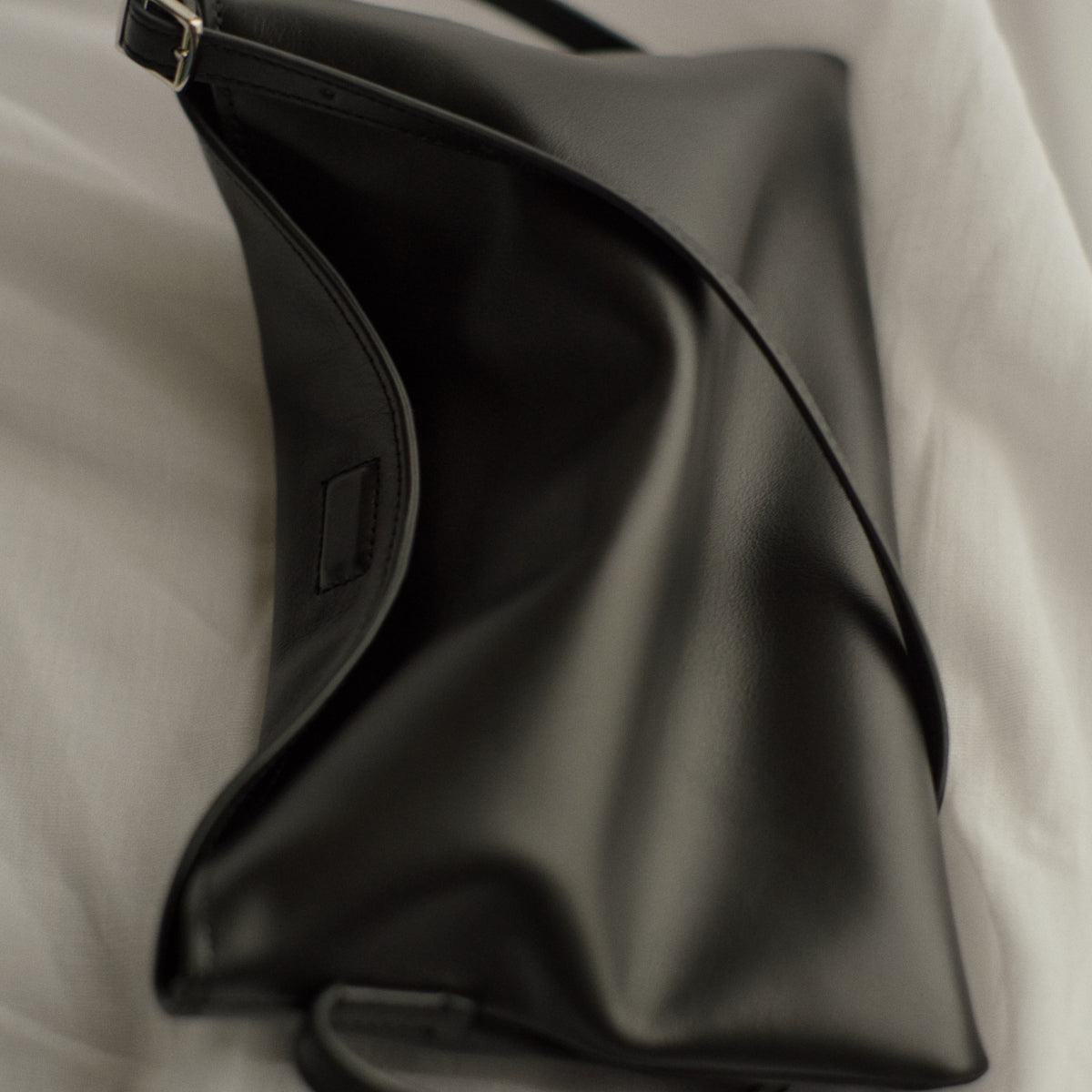 SHE KNOWS - Papier Bag