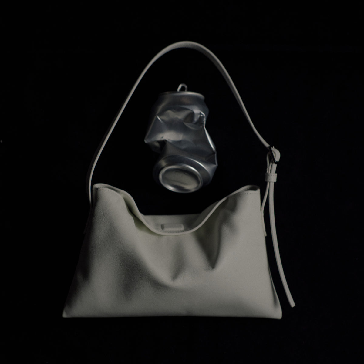 SHE KNOWS - Papier Bag