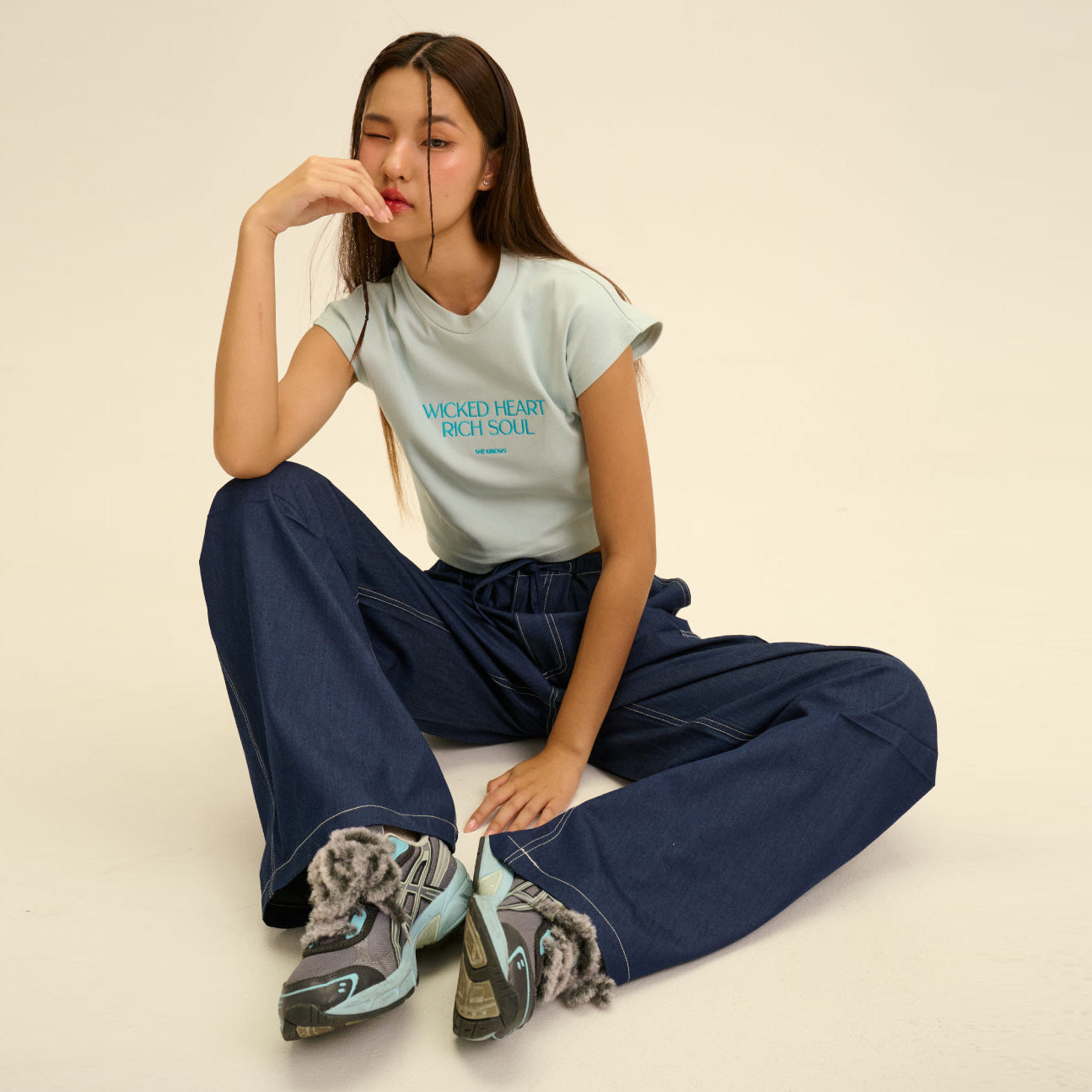 SHE KNOWS - Wicked Heart Baby Tee