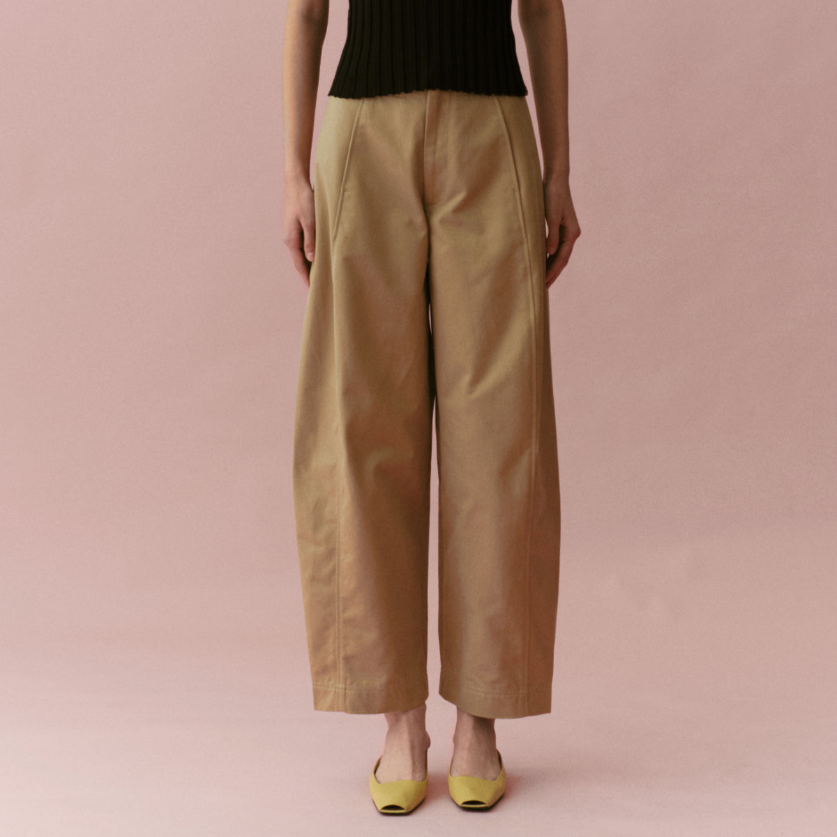 She Knows - Bobby Barrel Pants