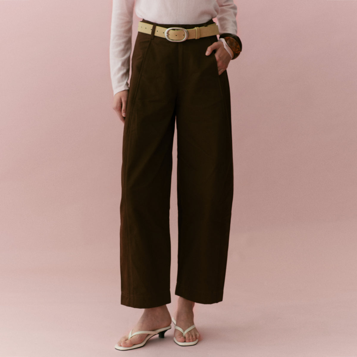 She Knows - Bobby Barrel Pants