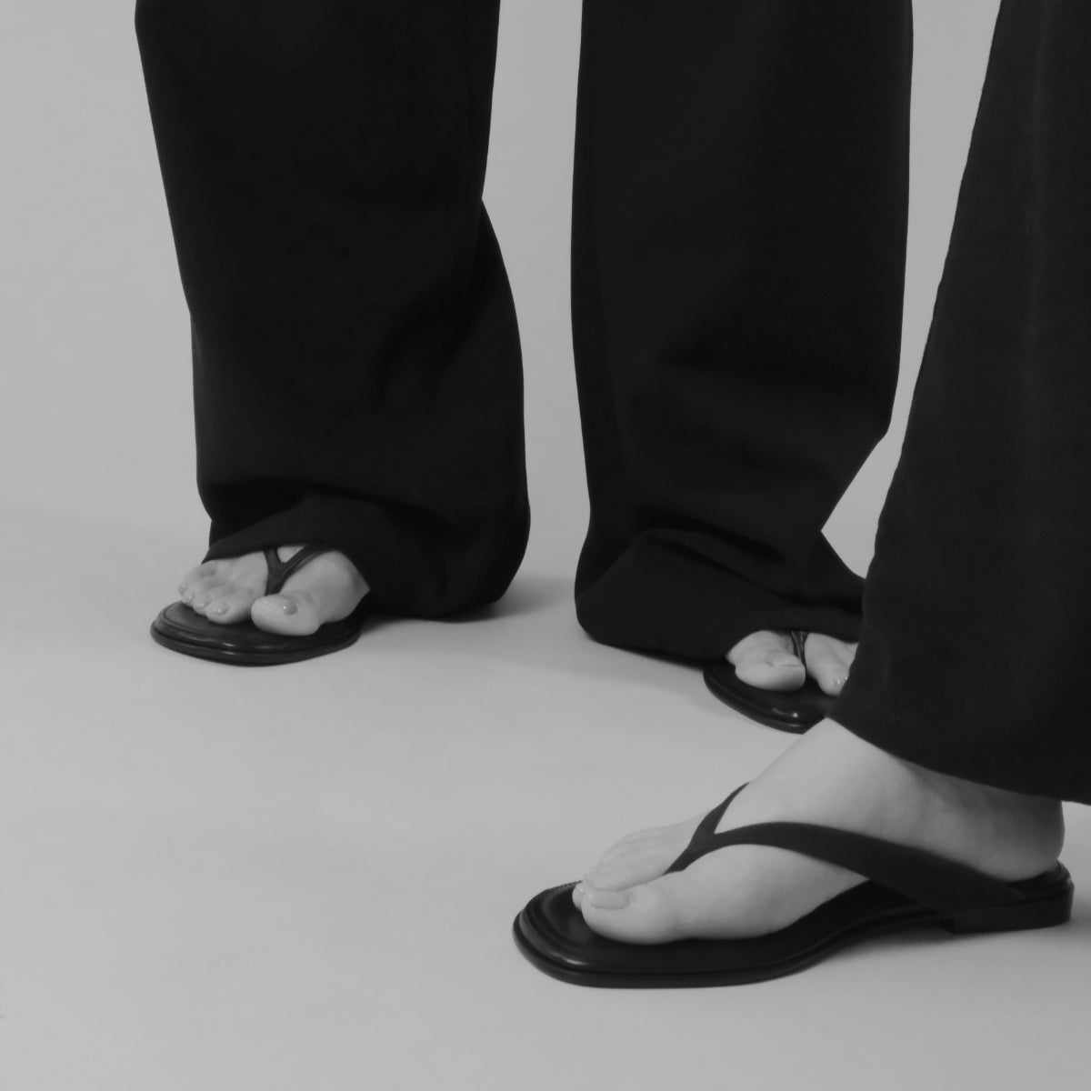 She Knows - Paloma Leather Sandals