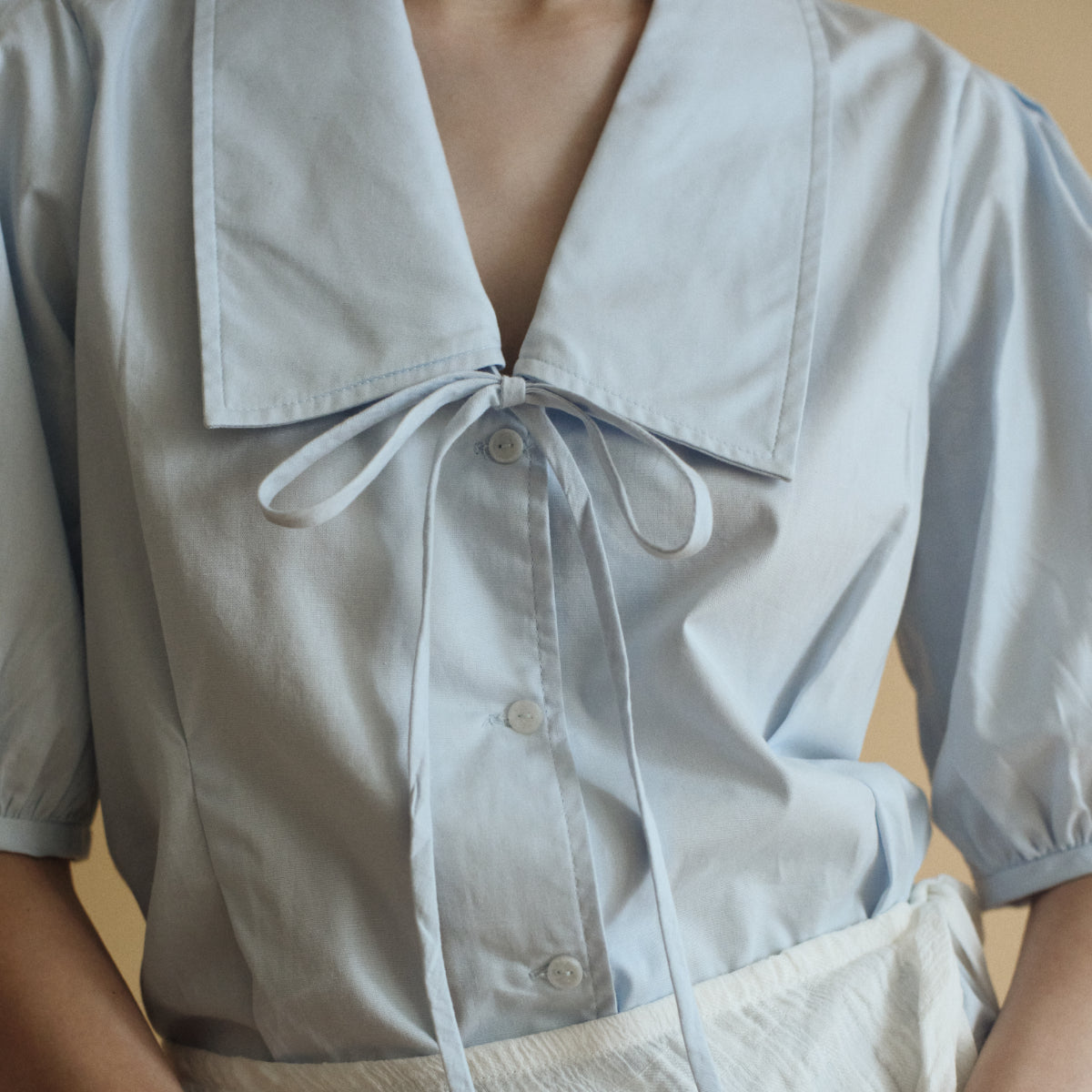 SHE KNOWS - Iris Blouse