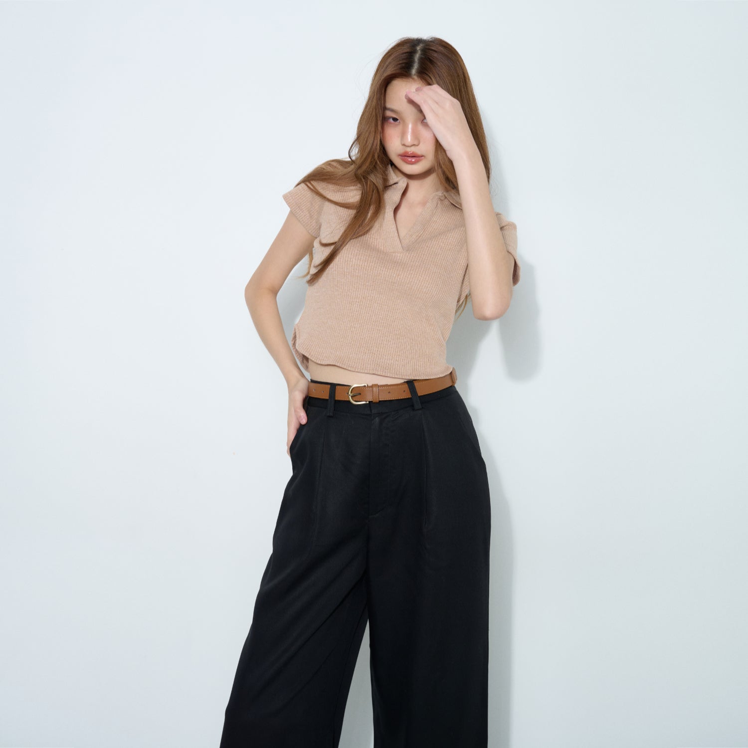 SHE KNOWS - Luis Belt