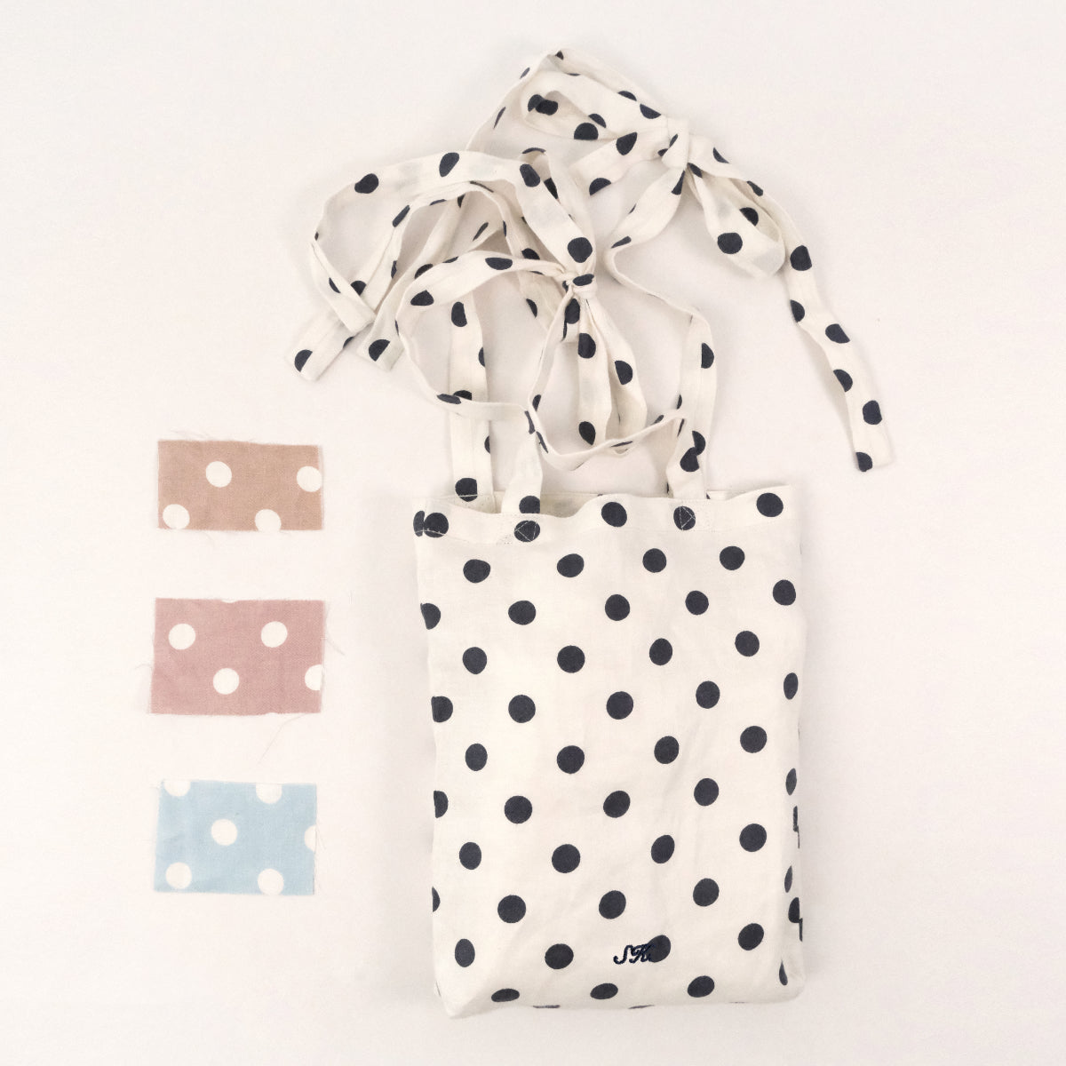 SHE KNOWS - Petite Pompon Bag