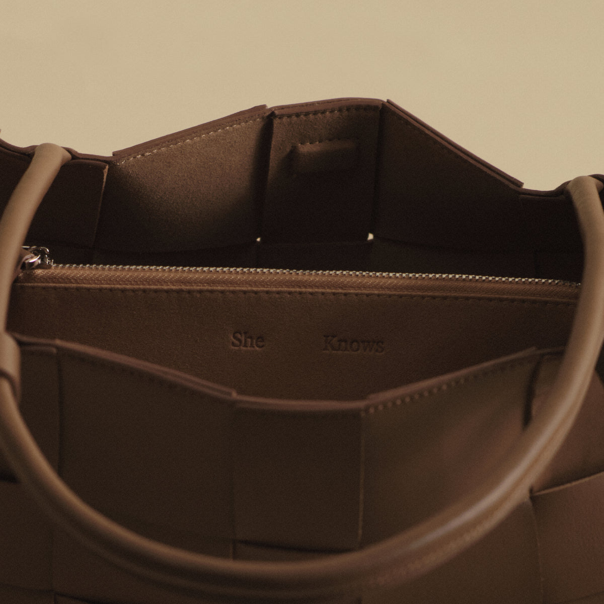 SHE KNOWS - Willow Woven Bag