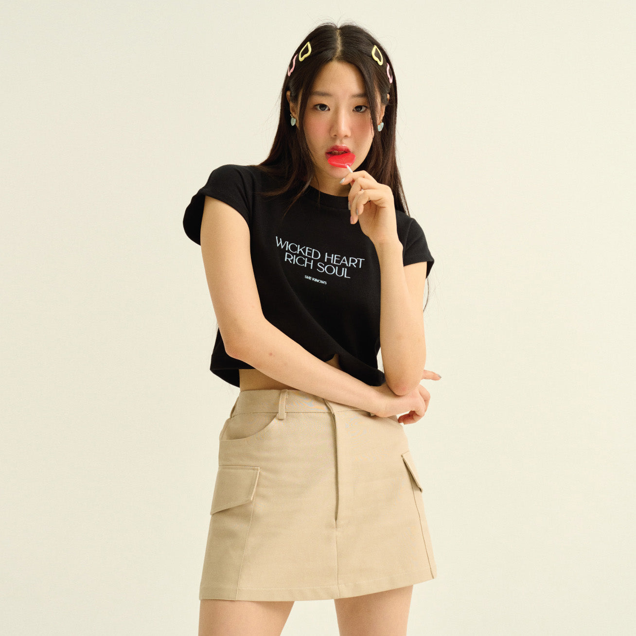 SHE KNOWS - Wicked Heart Baby Tee