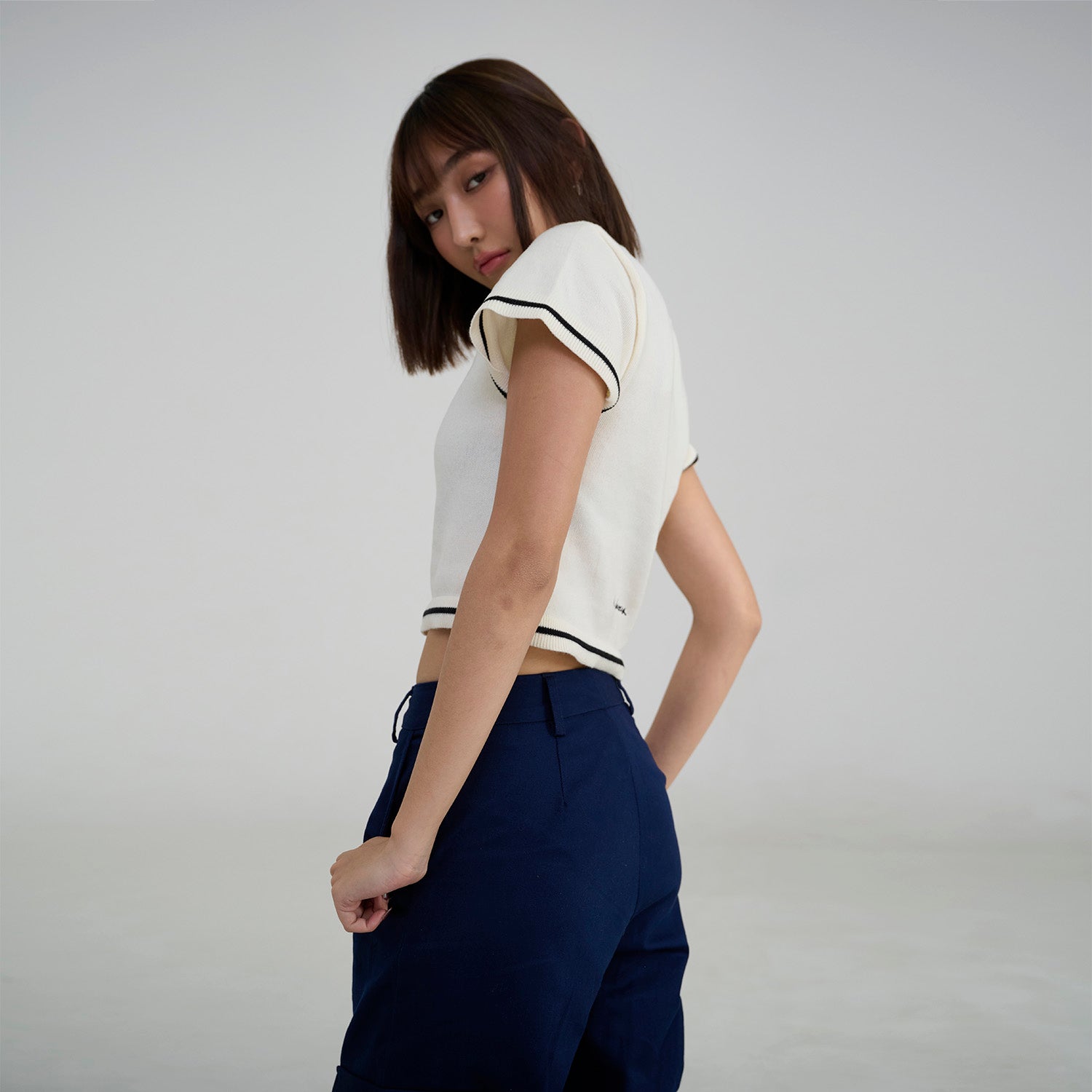 SHE KNOWS - Rework Cargo Denim