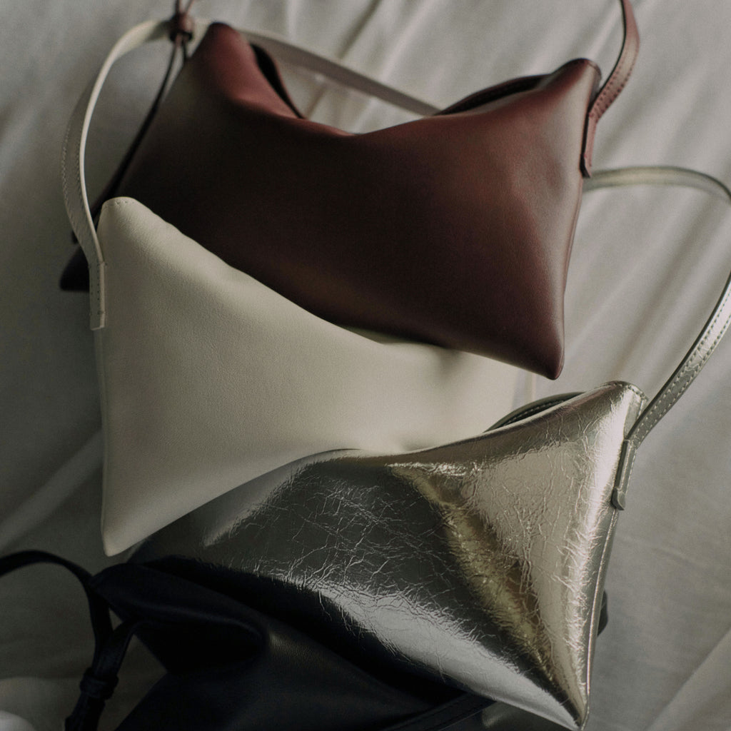 She Knows - Papier Bag