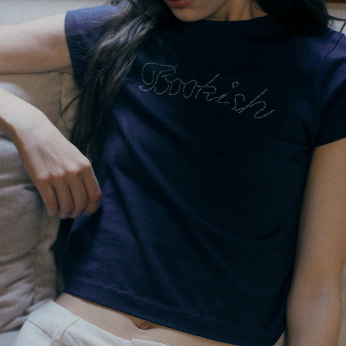 She Knows - Bookish Slim Fit T-Shirt