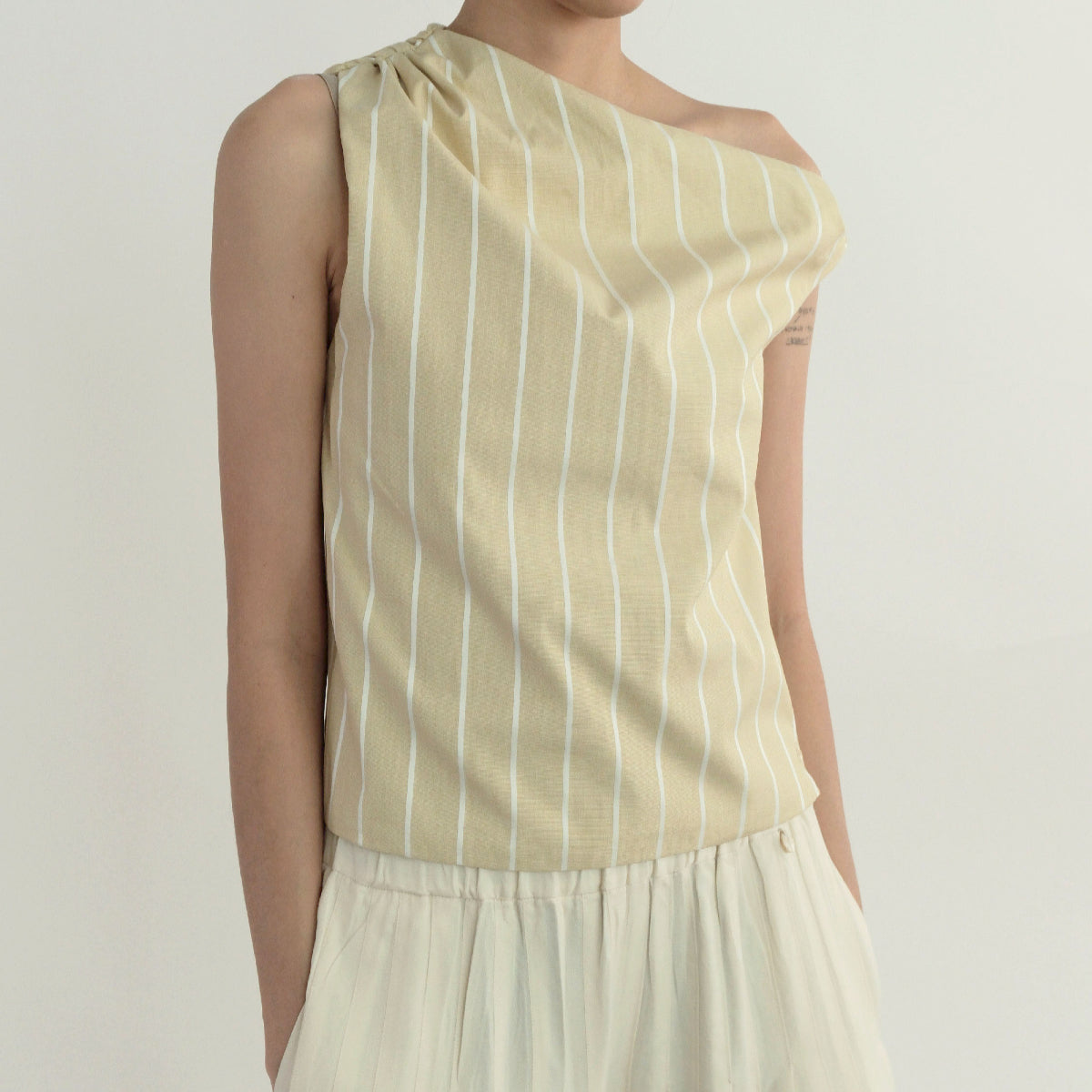 She Knows - Charlotte Top