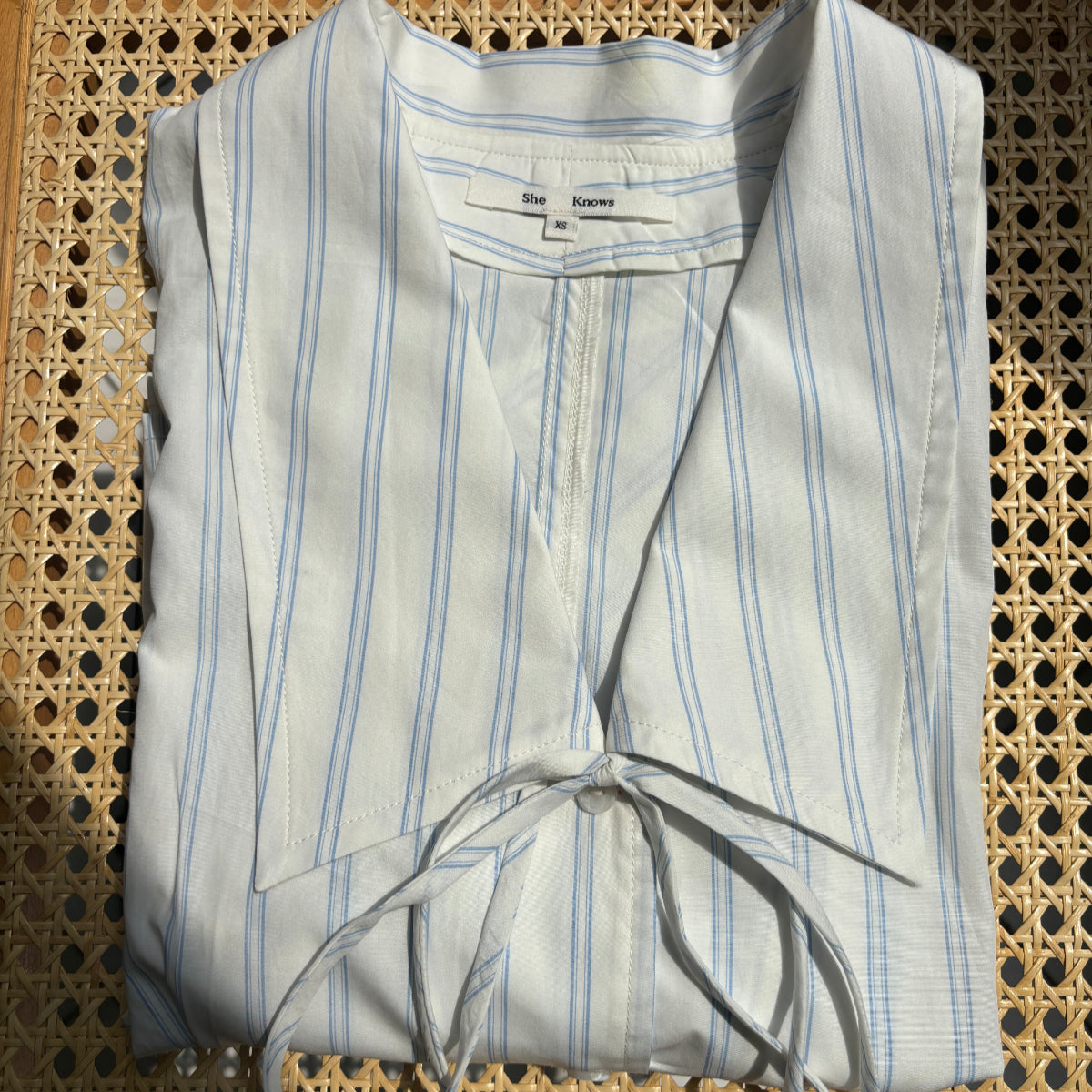 She Knows - Iris Blouse