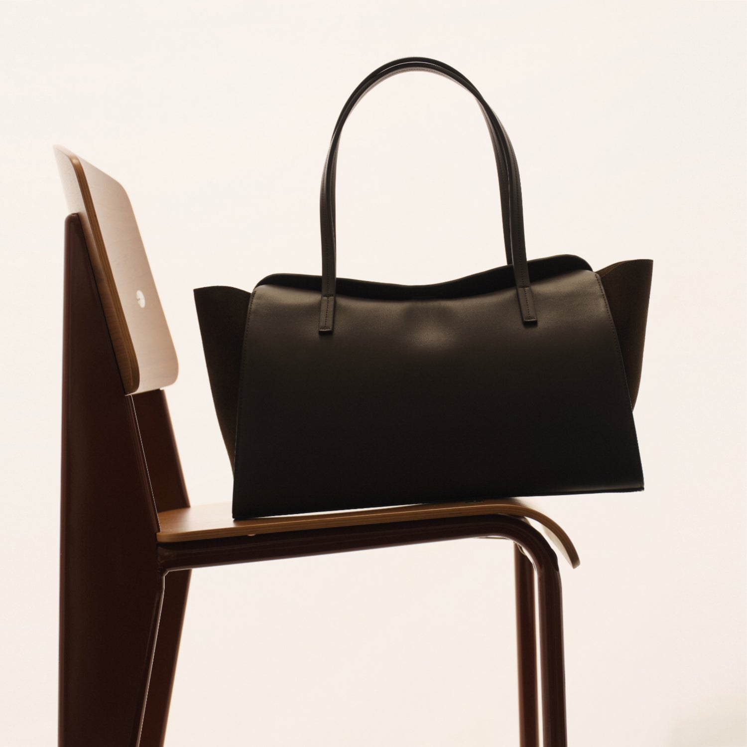 She Knows - Jane Club Tote