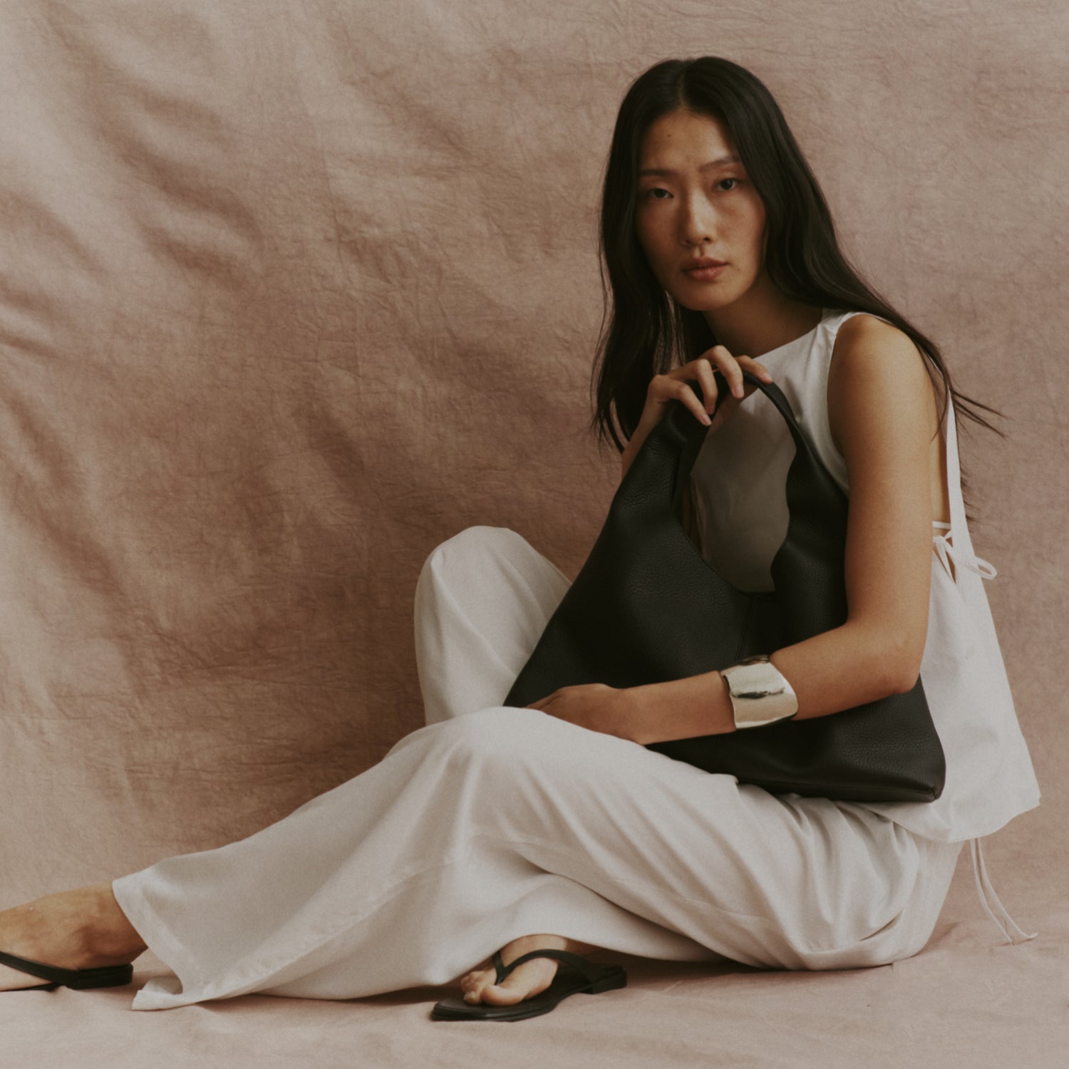 She Knows - Sienna Hobo Bag