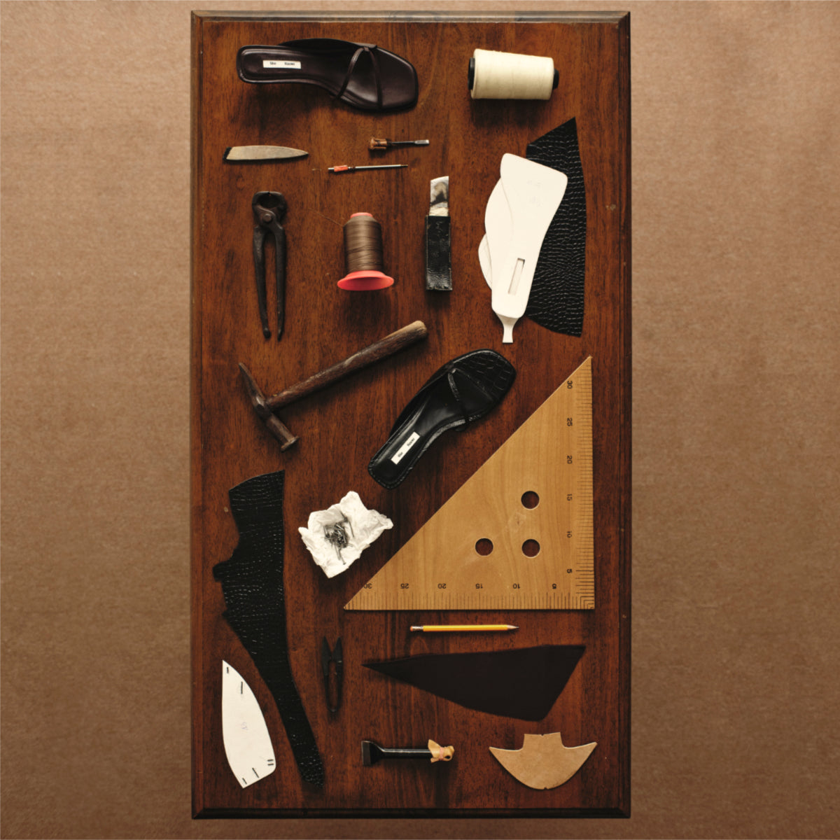 She Knows - Inez Leather Sandals