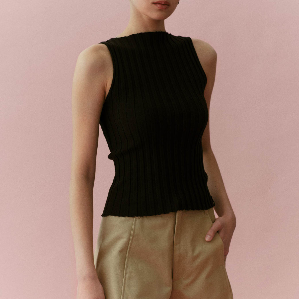 She Knows - Silo Knit Top